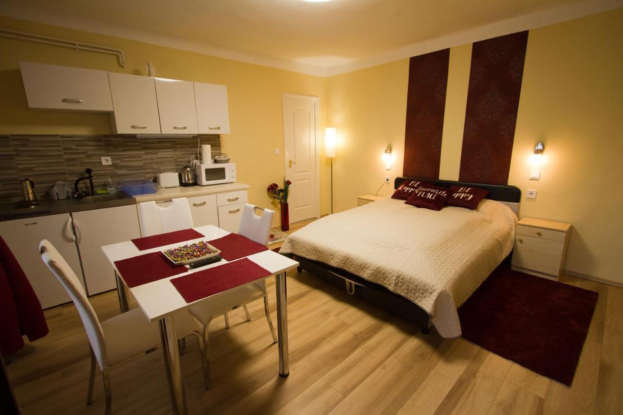 Angyal Apartman Черкесёлё Экстерьер фото